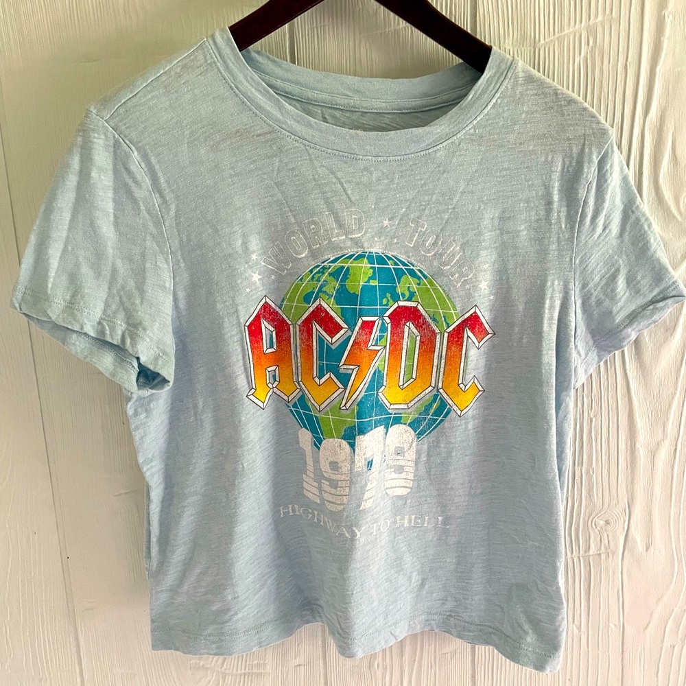 Old Navy ACDC Women’s Size Medium Light Blue Tee
